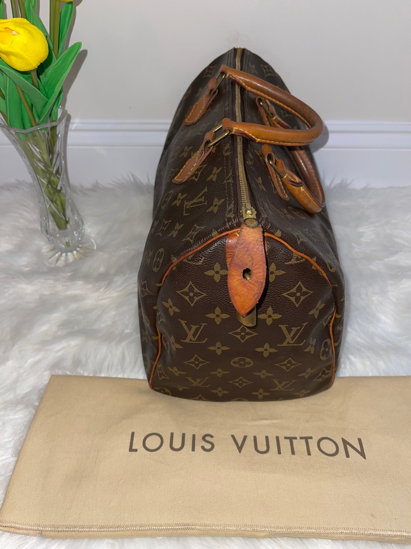 Authentic Vintage Louis Vuitton Speedy 35