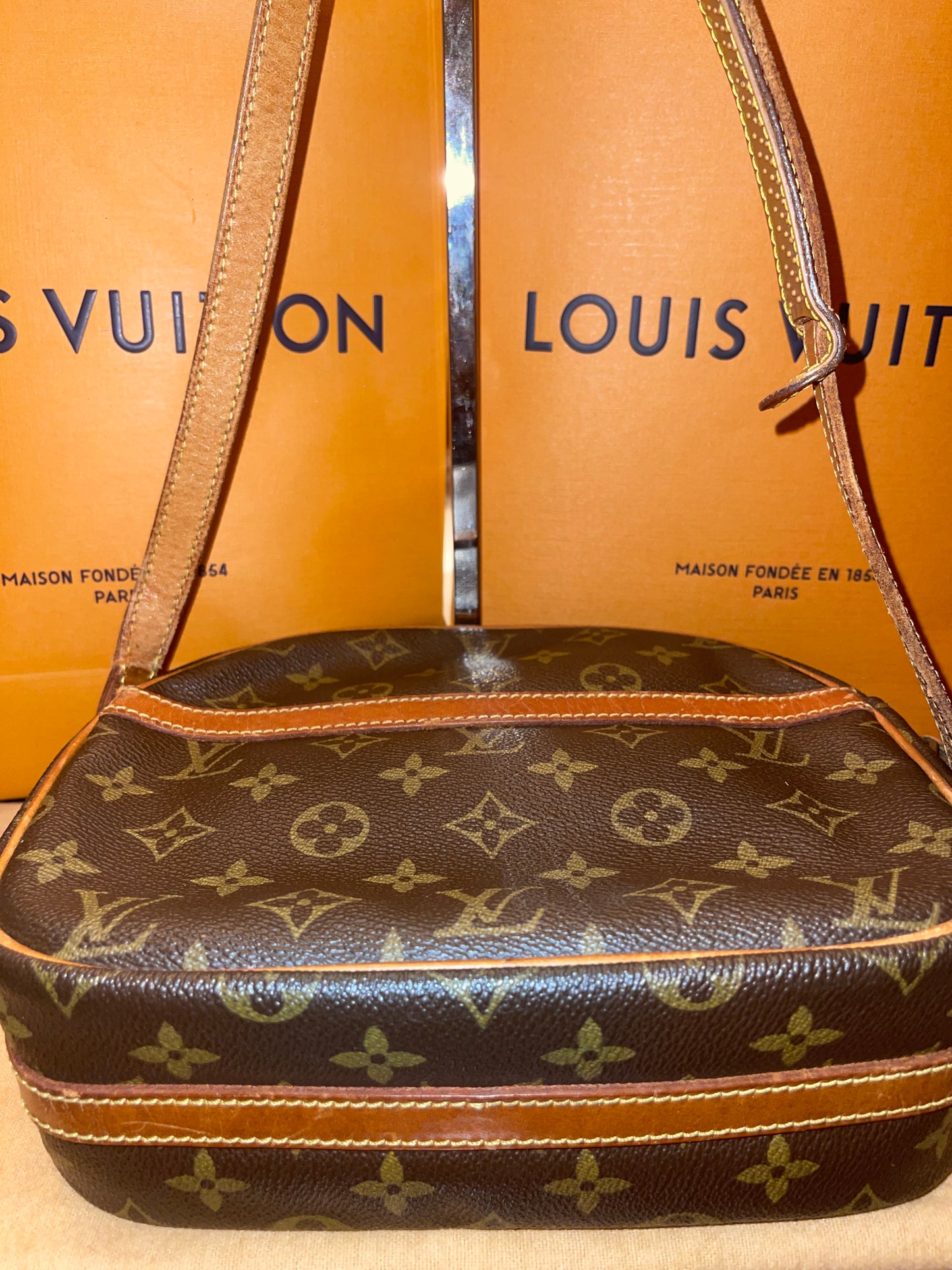 Authentic Louis Vuitton Senlis Crossbody